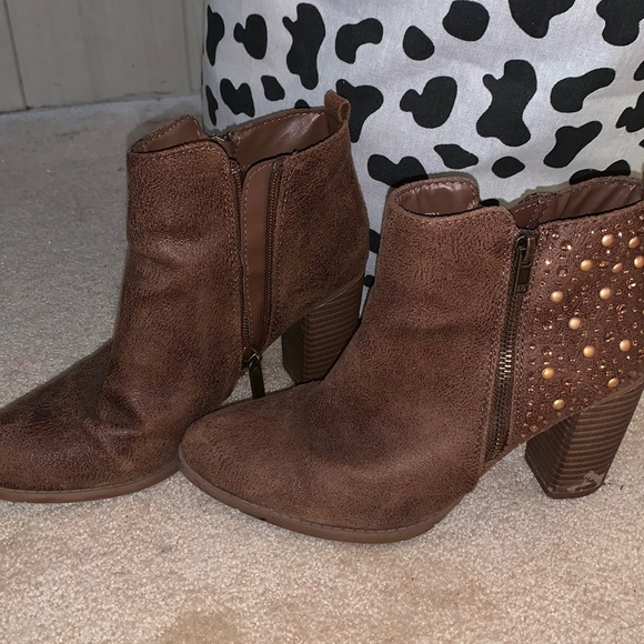 Booties - Picture 1 of 3